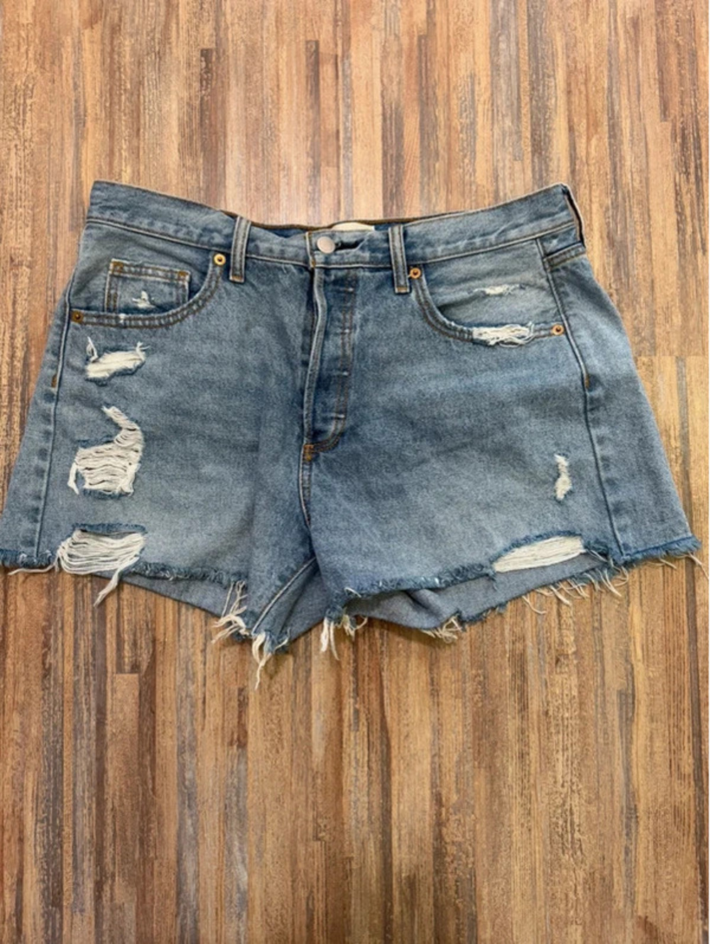 Universal threads 90’s baggy shorts size 10